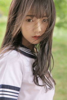 女式开襟睡衣裙子做双人运动